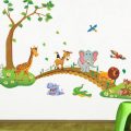 giấy dán tường hình thú