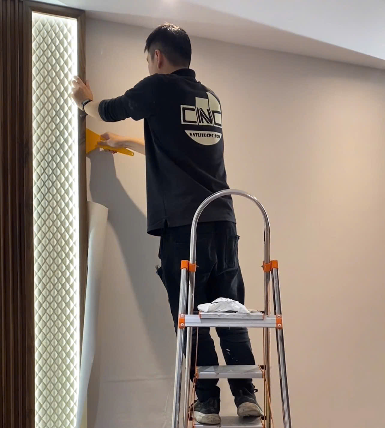 Giấy dán tường trơn